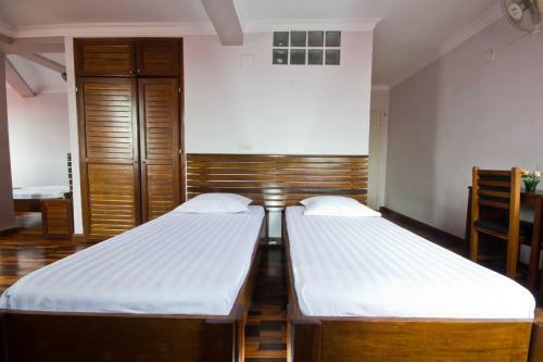 Anjary Hotel