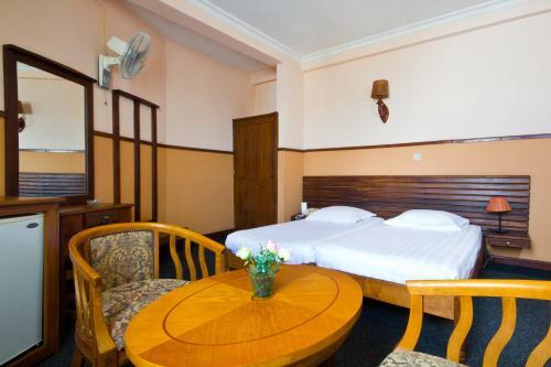 Anjary Hotel