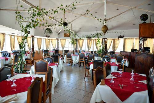 Anjary Hotel