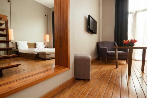 Le Louvre Hotel & Spa