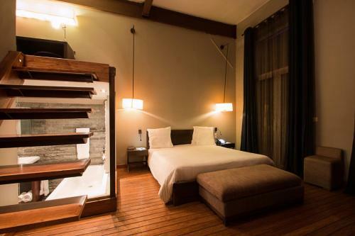 Le Louvre Hotel & Spa