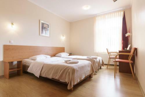 Hostal Knights Court