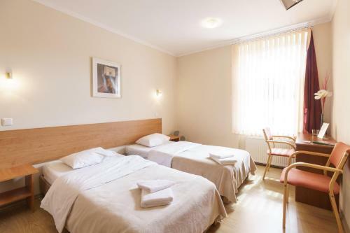 Hostal Knights Court