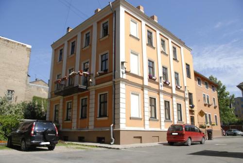 Hostal Knights Court