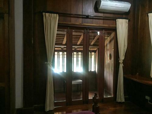 Hostal Villa Sayada