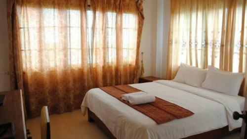 Hostal Nalinthone Guesthouse