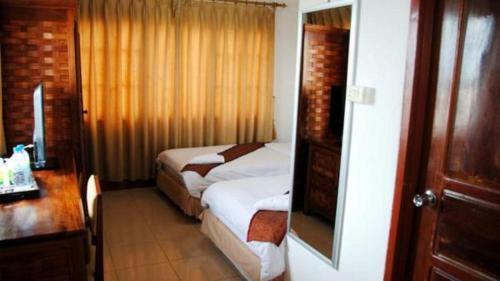 Hostal Nalinthone Guesthouse