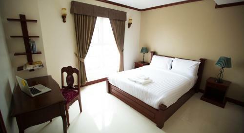 Hotel Capitol Residence