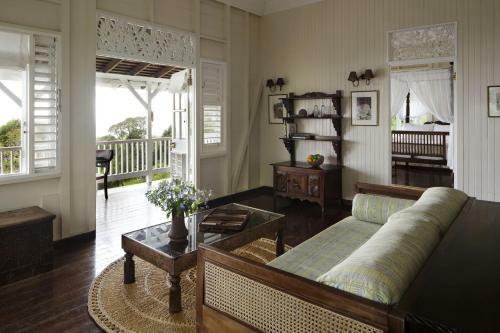 Hotel Strawberry Hill
