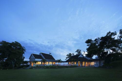 Hotel Strawberry Hill