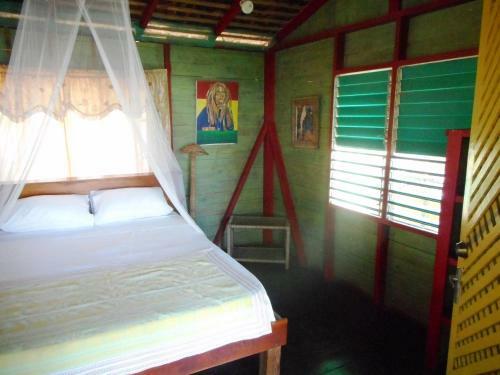 Hotel Banana Shout Resort