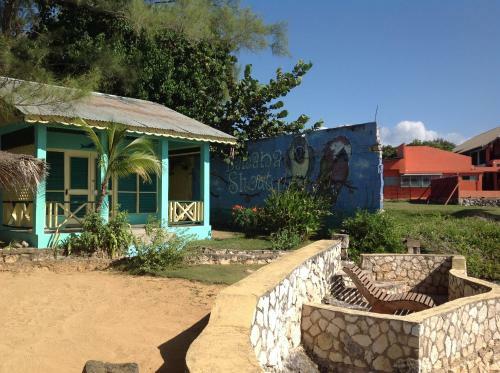 Hotel Banana Shout Resort