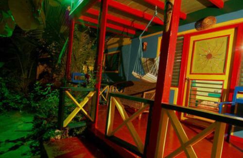 Hotel Banana Shout Resort