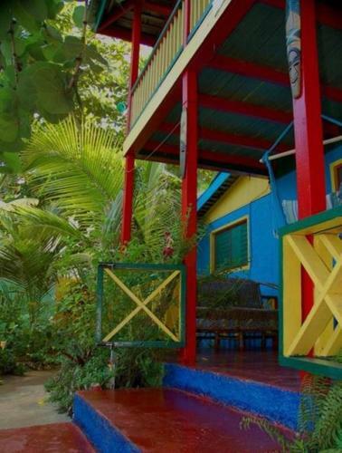 Hotel Banana Shout Resort