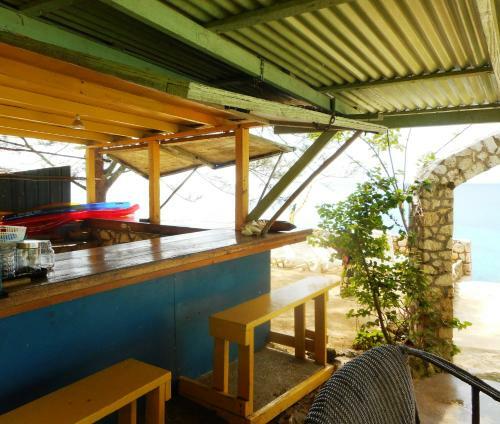 Hotel Banana Shout Resort