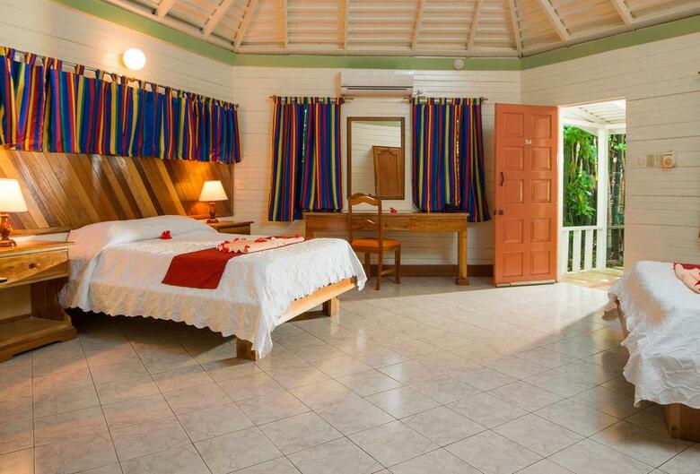 Hotel Samsara Cliff Resort & Spa