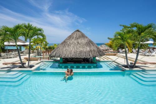 Hotel Couples Swept Away