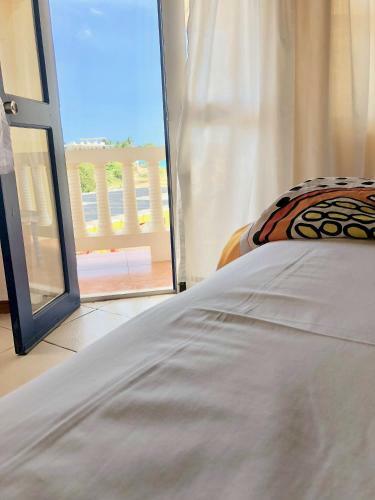 Hostal Taino Cove
