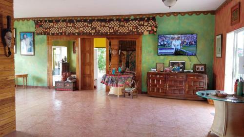 Hostal Taino Cove