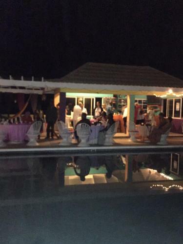 Hostal Taino Cove
