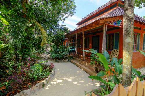 Hostal Tingalaya's Retreat