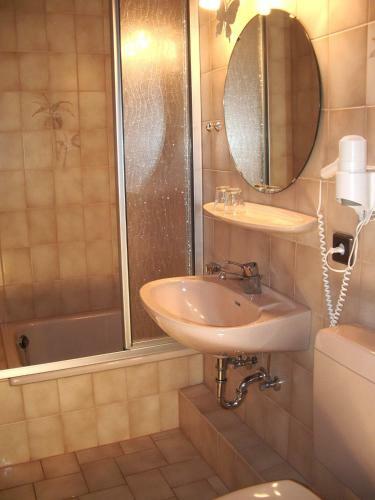 Hostal G�stehaus Resi