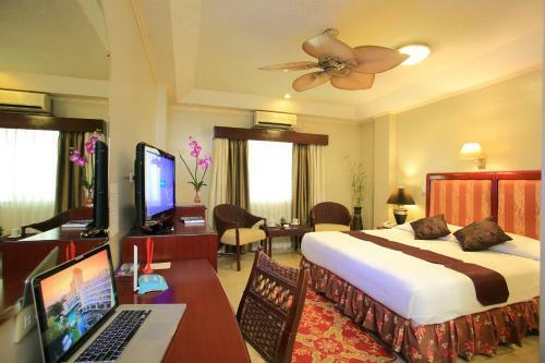 Hotel Wild Orchid Resort