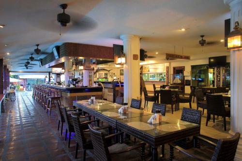 Hotel Wild Orchid Resort