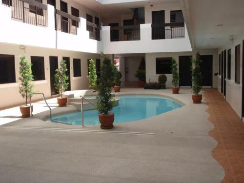 Boomerang Hotel