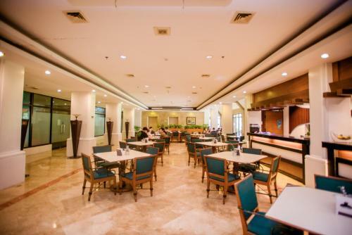 Hotel Luxur Place
