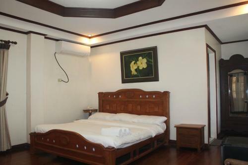 Hotel Grand Octagon Resort