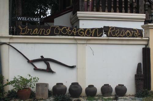 Hotel Grand Octagon Resort