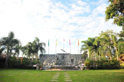 Hotel Grand Octagon Resort