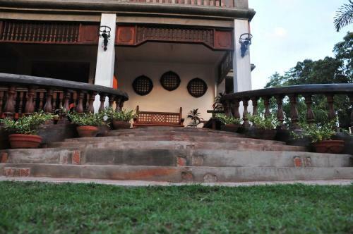 Hotel Grand Octagon Resort