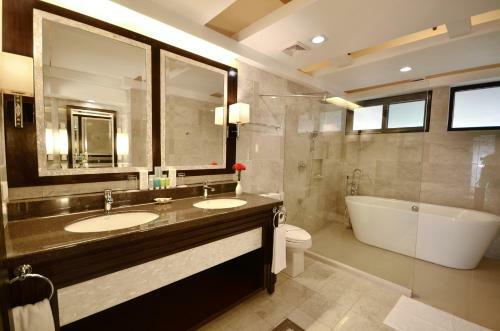 Hotel Henann Resort Alona Beach