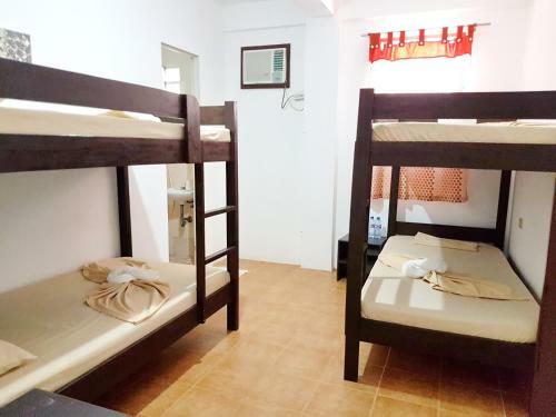 Hotel Deluna Diving Resort