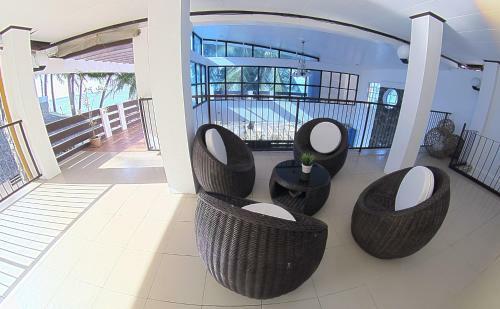 Hotel Deluna Diving Resort
