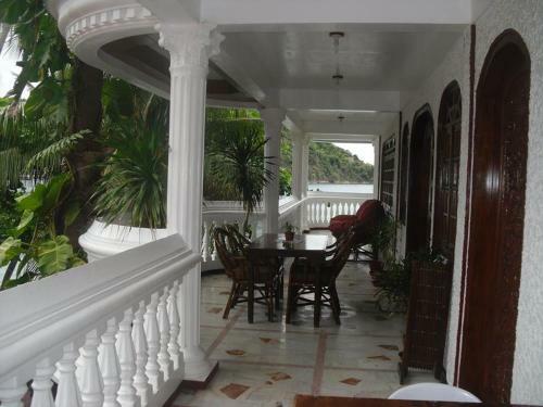 Hotel Blue Crystal Beach Resort