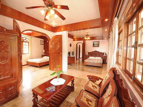 Hotel Blue Crystal Beach Resort