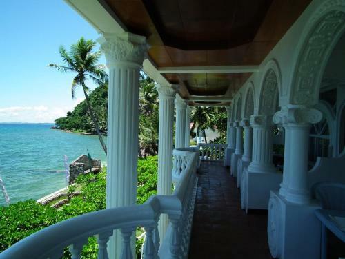 Hotel Blue Crystal Beach Resort