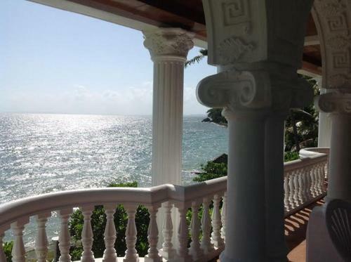 Hotel Blue Crystal Beach Resort