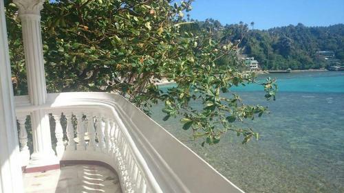 Hotel Blue Crystal Beach Resort