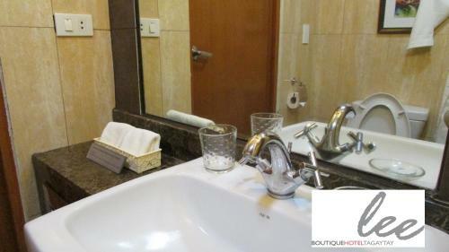 Lee Boutique Hotel