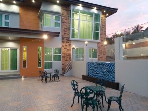 Lee Boutique Hotel