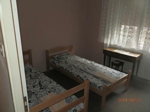 Hostel King