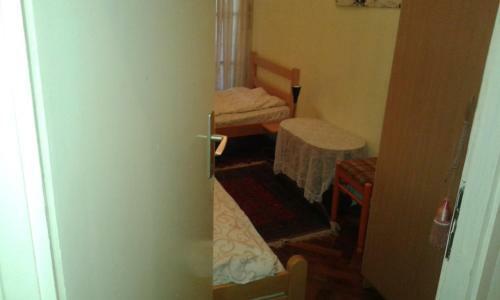 Hostel King