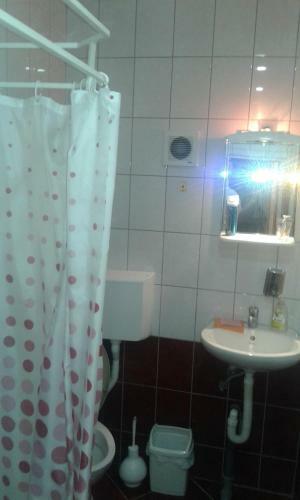 Hostel King