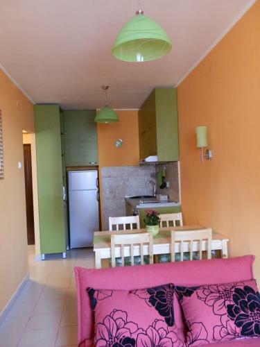 Apartment Boulevard