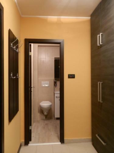 Apartment Boulevard