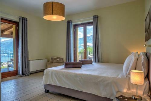 Bellagio Villa Sleeps 8 Pool Air Con Wifi
